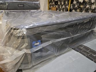 Sealy Full Size Medium Firm Pillowtop Mattress Special