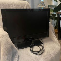 Emerson LC190EM2 19" 720p HD LCD Television (TV) - HDMI, USB, Video inputs