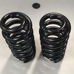 Front 2” Drop Springs For 63-87 Chevy C10 Squarebody Scratches So You Get A Discount Retail $130 Discounted To $90