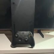 xbox series x with controller 