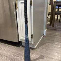 Louisville Slugger Omaha Bat , 26” (-11) - Used Like New