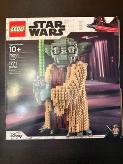 LEGO Star Wars: Attack of the Clones Yoda 75255 Building Toy Set (1,771 Pieces)