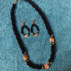 Vintage Hematite Stone Beaded Necklace With Rosette Design Set