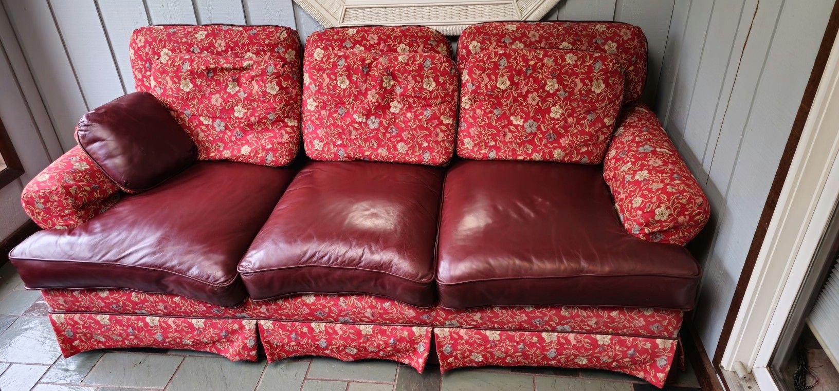 Beautiful Rare Pennsylvania House Leather Sofa Set