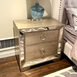 Z Gallerie Mirrored Silver Nightstands – Matched Pair (2 Drawers)