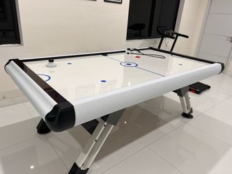 Air Hockey Table
