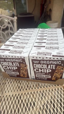 Trader Joe's Organic Chocolate Chip Chewy Granola Bars 6.8 oz.