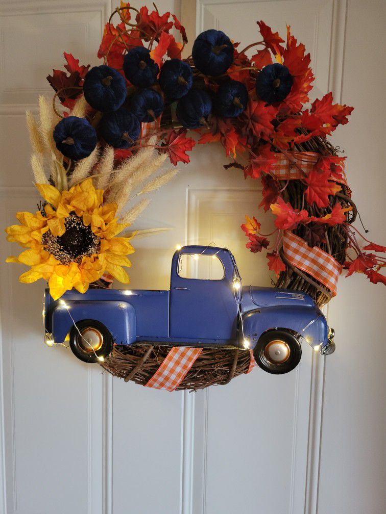 Farmhouse 18" Fall Blue Truck Grapevine Wreath With Lights