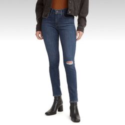 Levis Women’s 