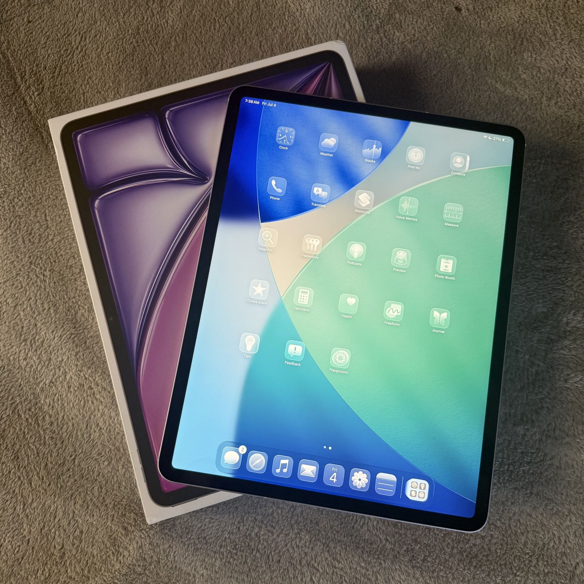 13” iPad Air M3. iOS 26