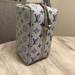 Louis Vuitton M14034 