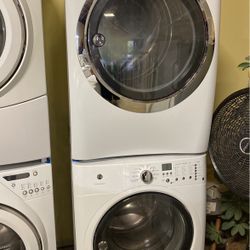 Electrolux Washer And Gas Dryer Set 
