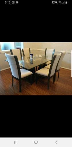 New 7pc dining set