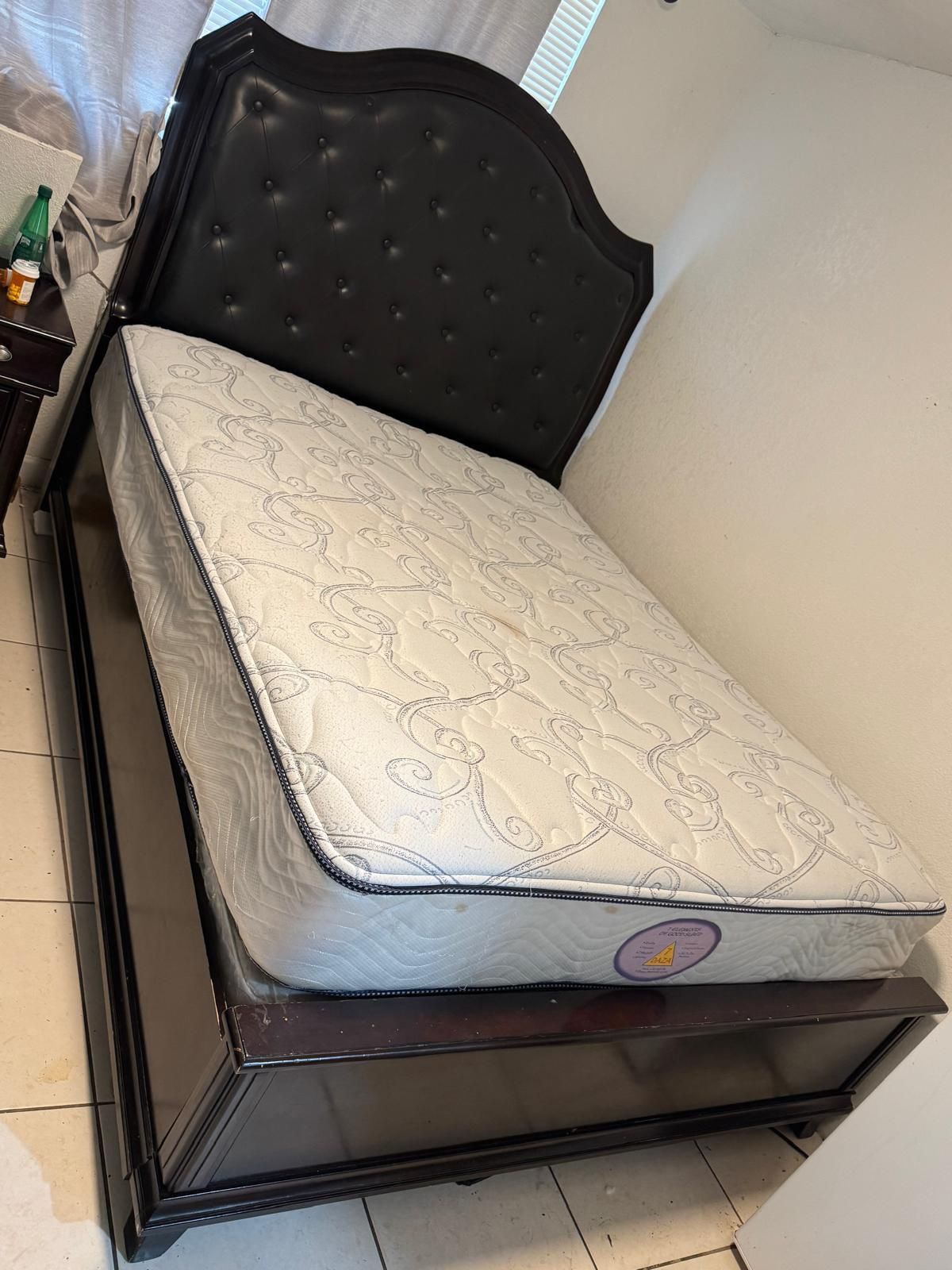 Bedroom Set