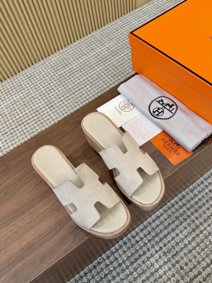 Classic H platform shoes,