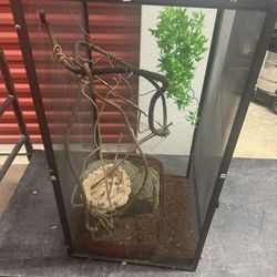 Chameleon Enclosure / Cage