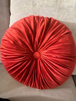 Cojines para sofá rojo y negro