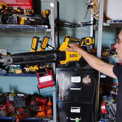 Dewalt