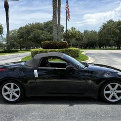 2004 Nissan 350Z  Roadster Mint Cond