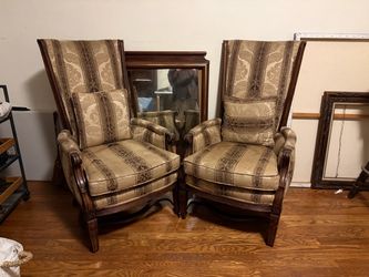 Pair of Traditional Pair of Wood Accent Chairs / Armchairs