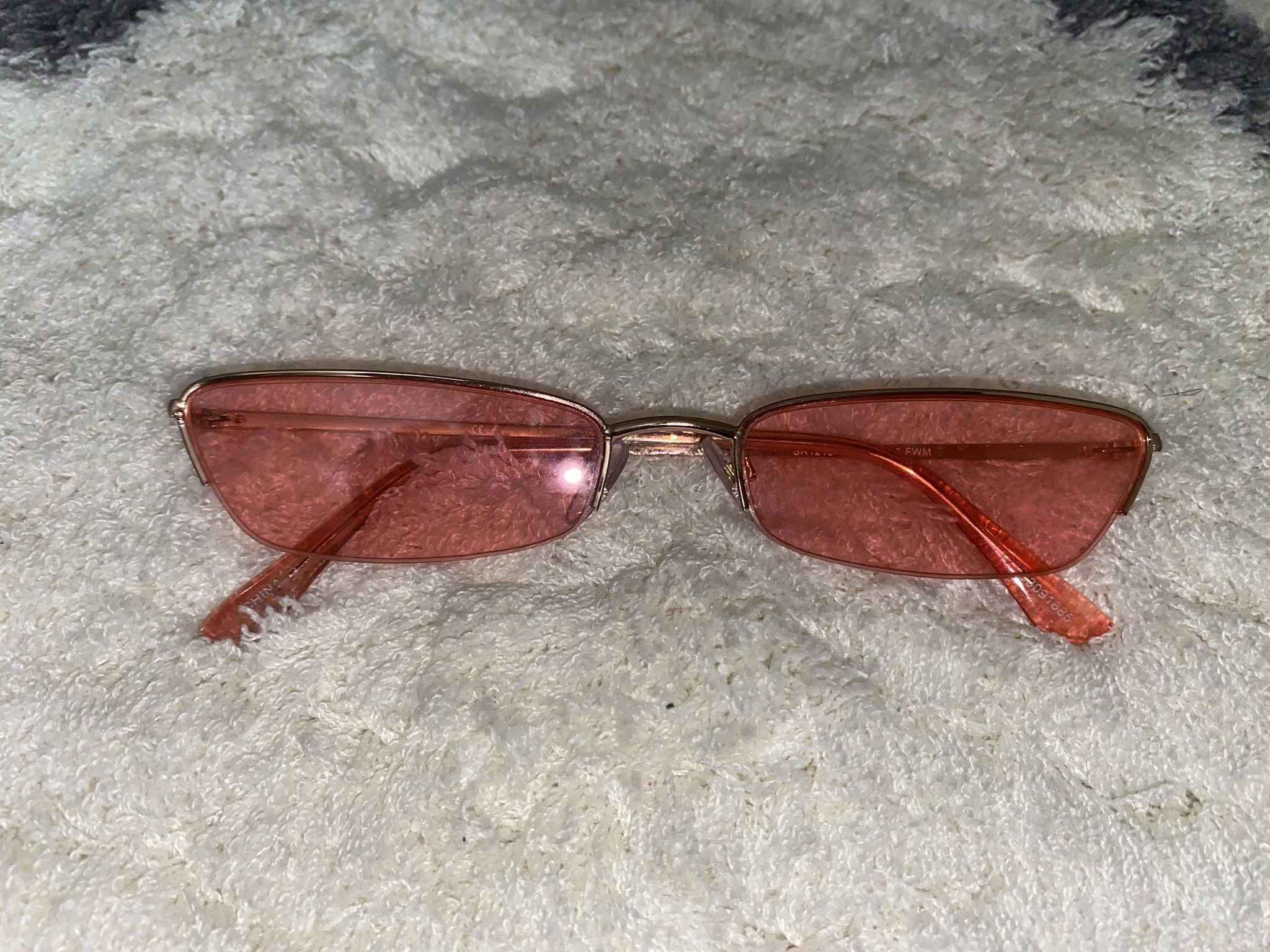 Trendy Red Sunglasses