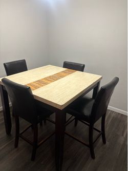 Dinning Table set of 4