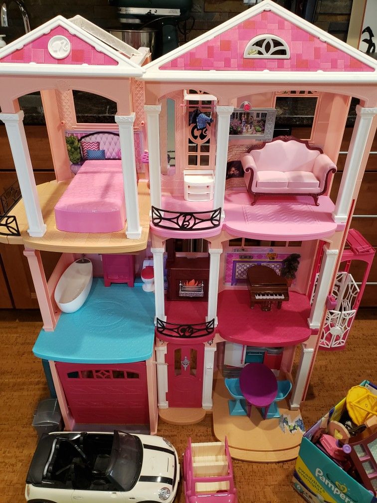 Barbie House, Cars, Furniture, Accessories