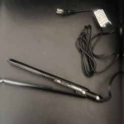 New Babyliss Straightener 