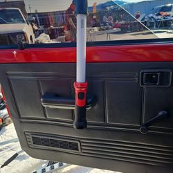 SNAP-ON  RECHARGEABLE  LED LIGHT 
