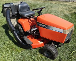 38" 16HP Simplicity Mower With BAGGER