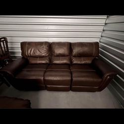 RTG Leather Couch With 2 Reclining Seats
