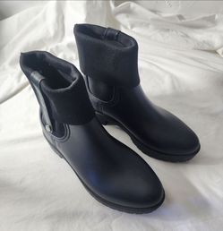 Black Ankle Rain Boots with Knit Collar