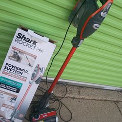 Shark Rocket Pro Corded Vacuum Cleaner - Odor Neutralizer Tech/XL Dust Cup