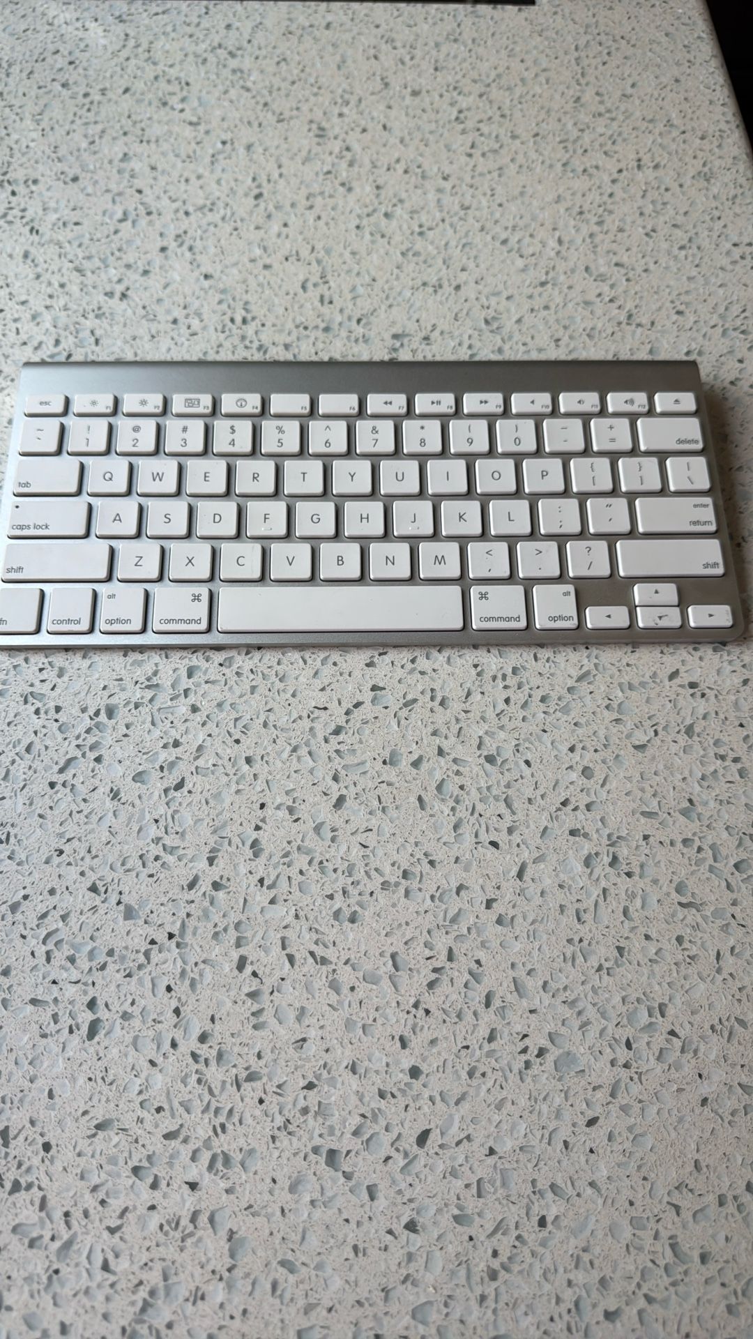 Apple Keyboard