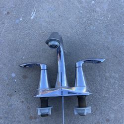 Bathroom Sink Faucet. 