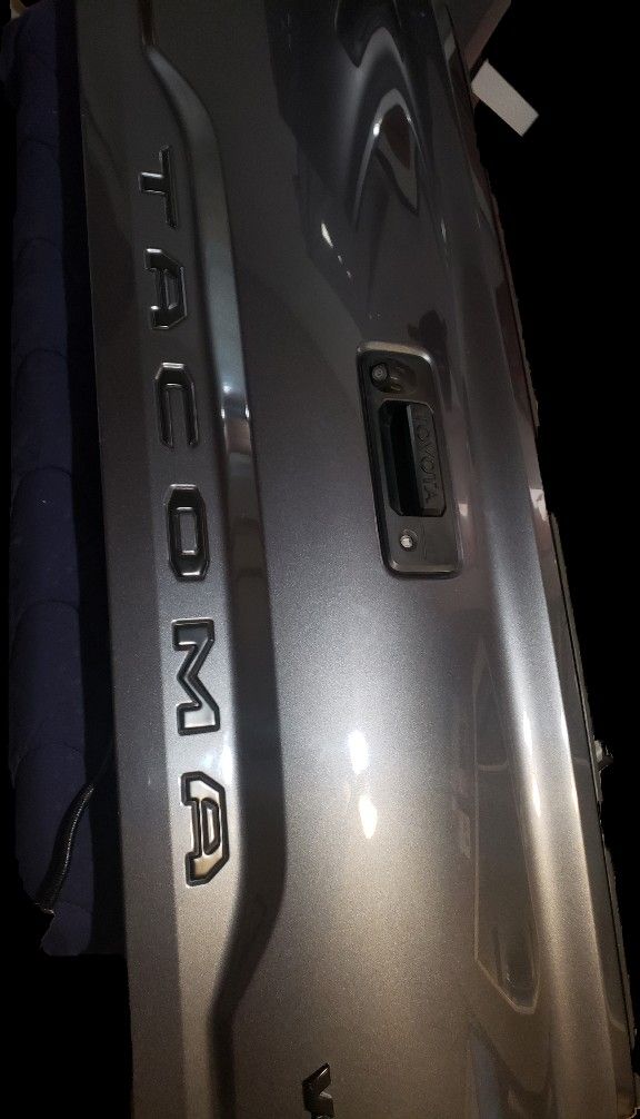 2016-21 Charcoal Grey Tacoma Tailgate