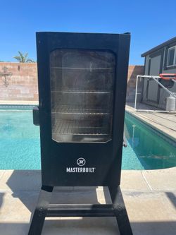Masterbuilt electric smoker