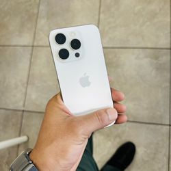 iPhone 15 Pro 256GB