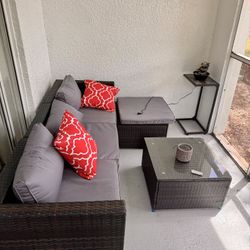 Patio Furniture 2 Months Old Includes Pillows and Table