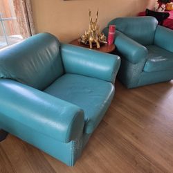 2 Comfortable Easy Chairs Free