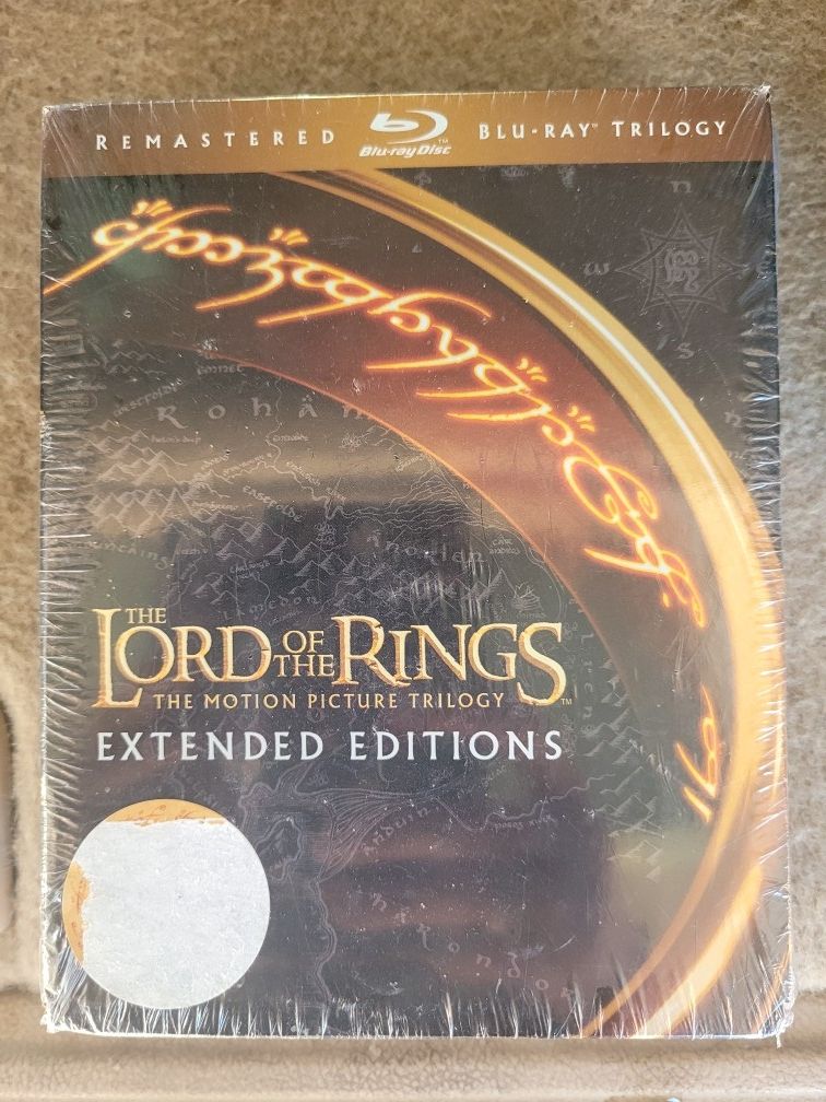 Lord of the Rings Motion Picture Trilogy Extended Edition blu-ray.