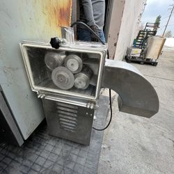 Commercial Sugar Cane Juicer