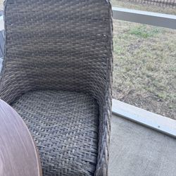 HIGH CHAIR WICKER PATIO SET 