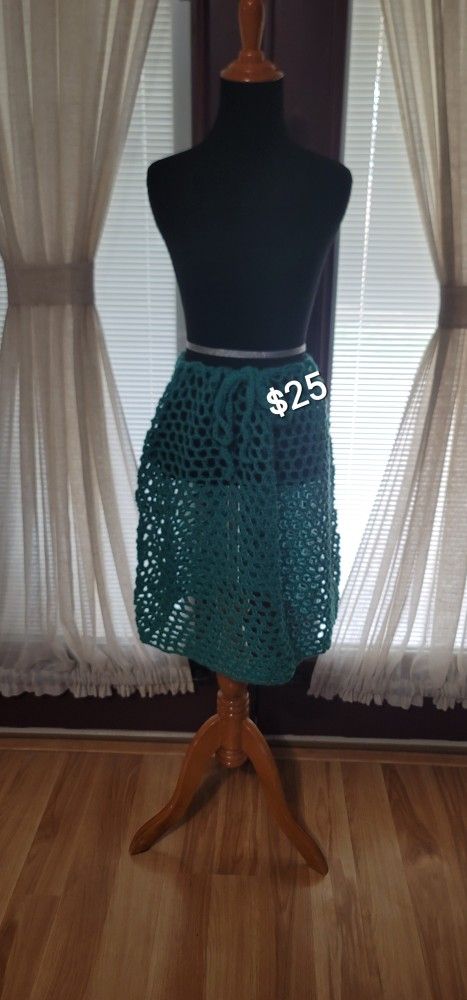 Skirt/shawl