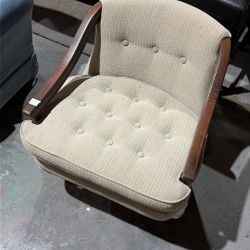 Arm Chair W/Cloth Cushion 