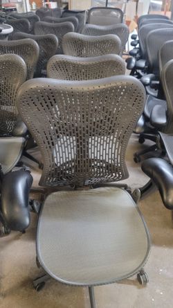 Herman Miller Mirra Office Desk Gaming Chairs