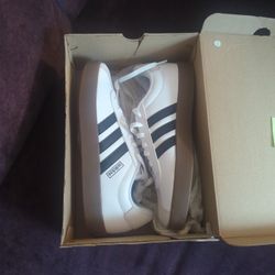 Adidas Men's 10.5 VL Court  White Sneakers