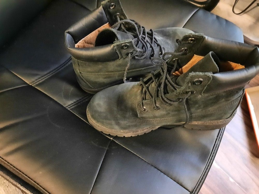 Boys Timberland Size 5.5y