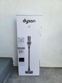 Dyson v8 cordless stick Vaccum New