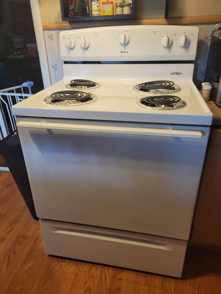 Electric Stove $50 Uhal